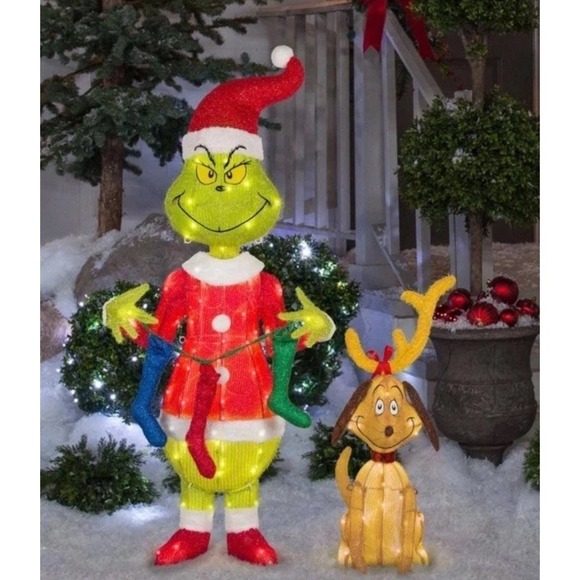 49" CHRISTMAS LIGHTED TINSEL GRINCH W/ STOCKINGS 3D YARD SCULPTURE DECOR - Picture 2 of 10